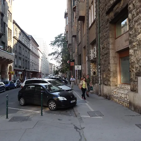 Evergreen Suites Budapest-2