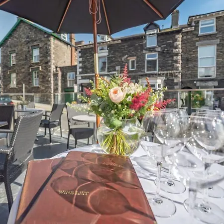 The Lamplighter Dining ~ Rooms-2