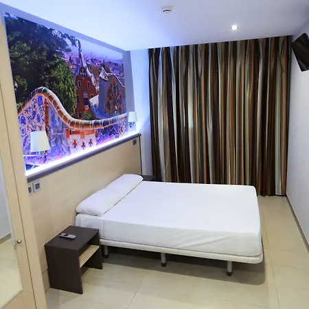 Hostal Las Flores Ramblas-3