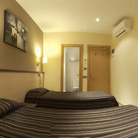 Hostal Las Flores Ramblas-2