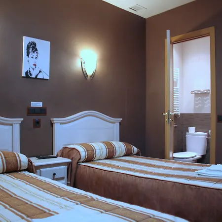 Hostal Regio-3