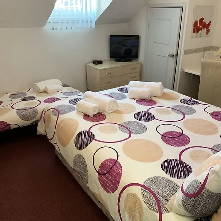 Austins Guest House-2