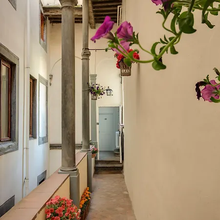 Residenza D'Epoca Borgo Albizi-3