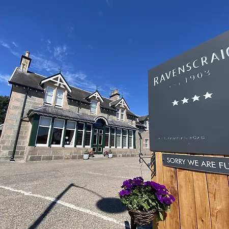 Ravenscraig Guest House-3
