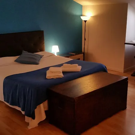 Gira Guest House-3