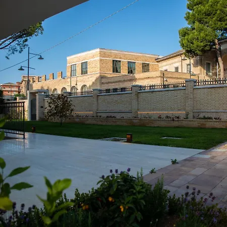 Aurum Suites-2