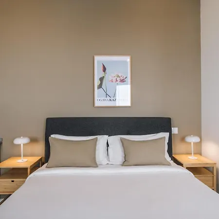 Lisbon Oriente Suites By Olala Homes-2