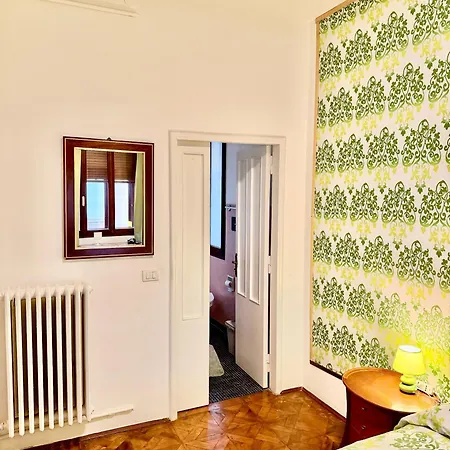 Venice Rainbow Apartment San Marco-3