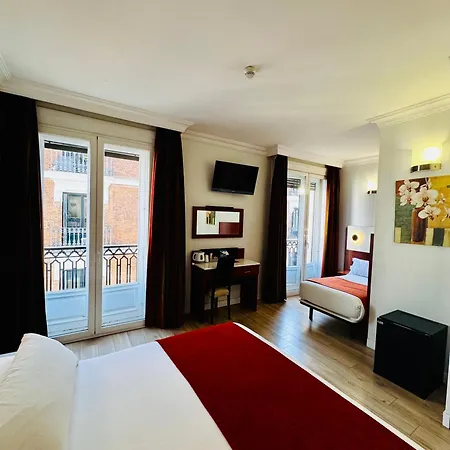 Hostal Sol Square Madrid-3