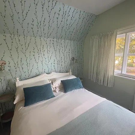 West Lodge Hotel-2