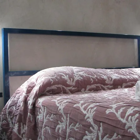 Sabriluna Rooms-3