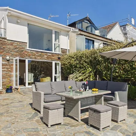 Rainbow Leap - 5 Bed Holiday Home - Saundersfoot-3