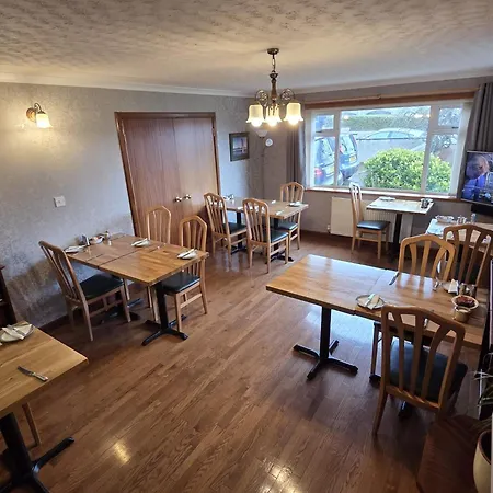 Sanderlay Guest House-2