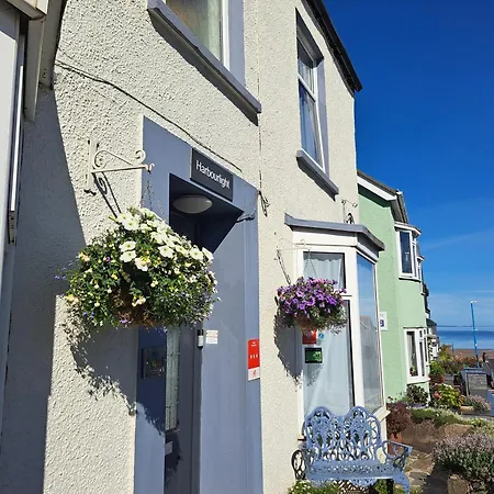 Harbourlight Guesthouse-3