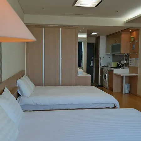 Crown House-3