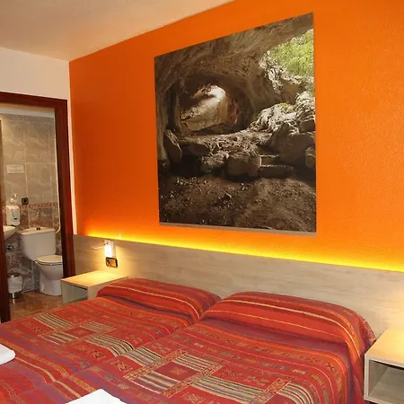 Hostal Acella-3