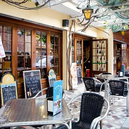 Hostal Lloret-2
