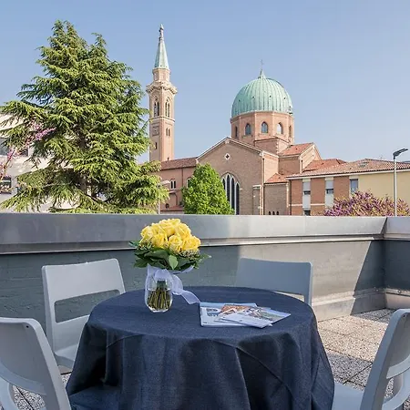 Casa Lucia Valentini Terrani-3
