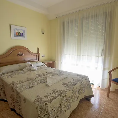 Hostal O Camouco-3