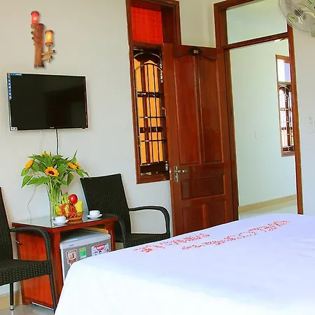 Mina Le Villa-2