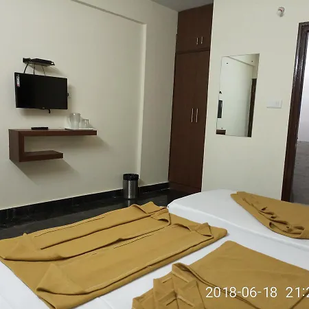 Sapphire Stay-3