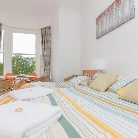 Strathdon Guest House-2