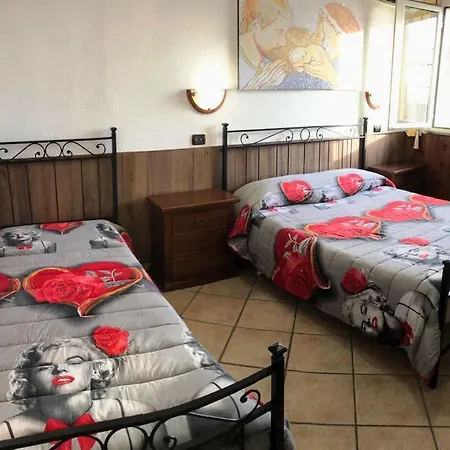 Camere Sul Mare-2