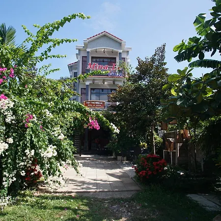 Mina Le Villa-3