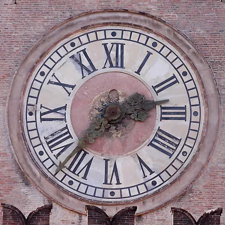 Casa Isolani Guest House Piazza Maggiore 1-3