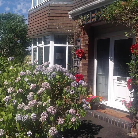 Oakleigh House-3