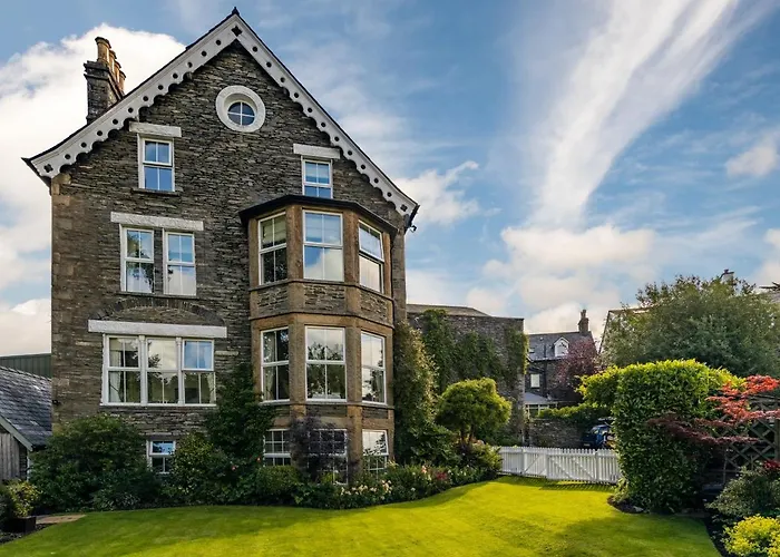 Wheatlands Lodge- - Award Winning - Adult Only - Free Car Park-Free Off Site Health Club Access