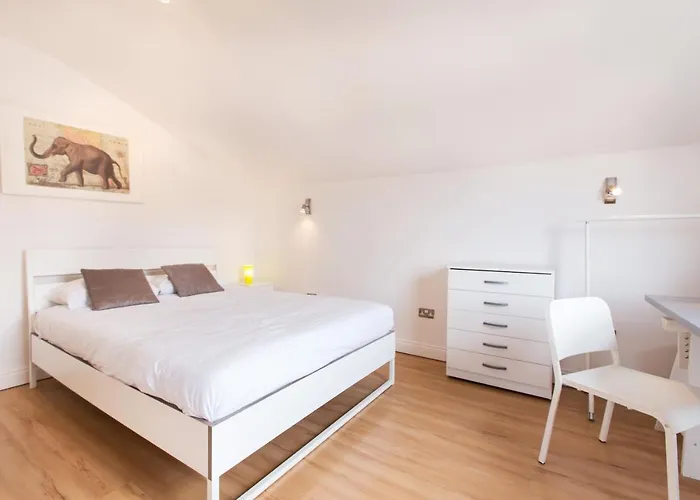 Tooting Broadway Studios & Rooms By Primecityhosts