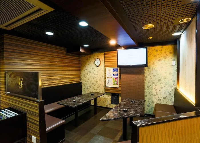 Cheap hotel: Capsule Land Yushima