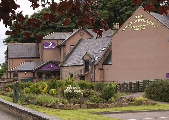 Hotel suites Premier Inn Premier Inn Inverness Centre