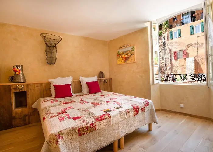 Maison D'Hotes Une Hirondelle En Provence