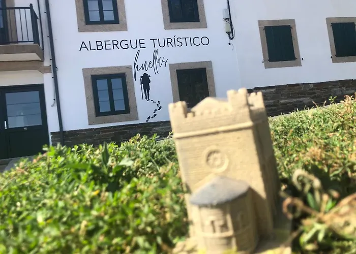 Huellas Albergue-Turístico