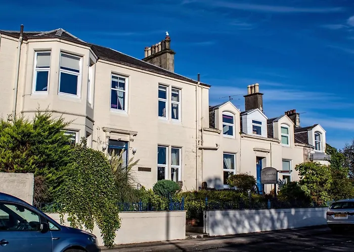 Golf hotel: The Arrandale Hotel