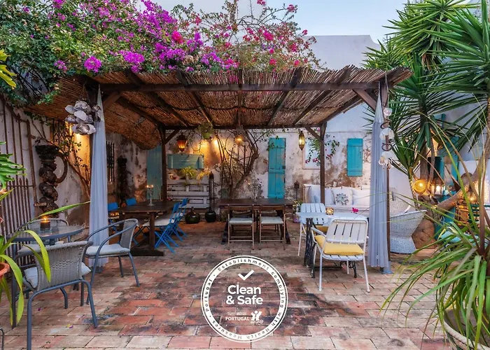 Casa Dos Arcos - Charm Guesthouse
