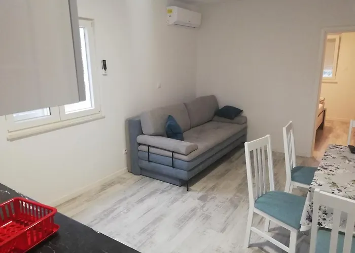 Apartments Villa Ravlic