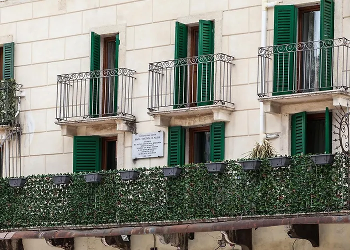 Hotel con vistas: Aurelia Luxury - Piazza Delle Erbe