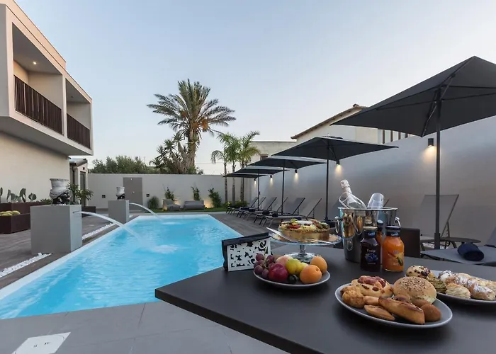 Giafra Luxury Rooms