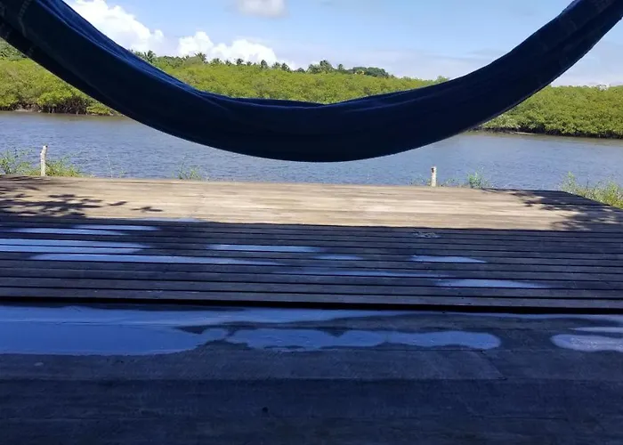 Casinha Amarela Chales Boipeba