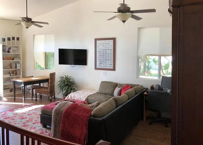 Beautiful New Detached Casita Nestled In Scenic Southern Ca Foothills!