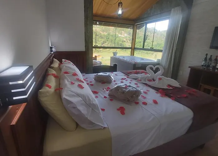 Hotel com jacuzzi: Refúgio Serra Negra