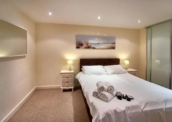 All Vacation Rentals Paramount, Swindon