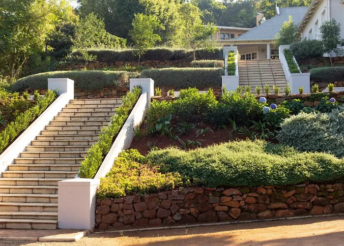 Taunton Manor