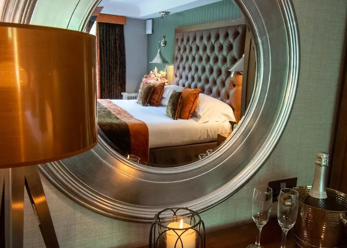 Villa: Craigmhor Lodge & Courtyard