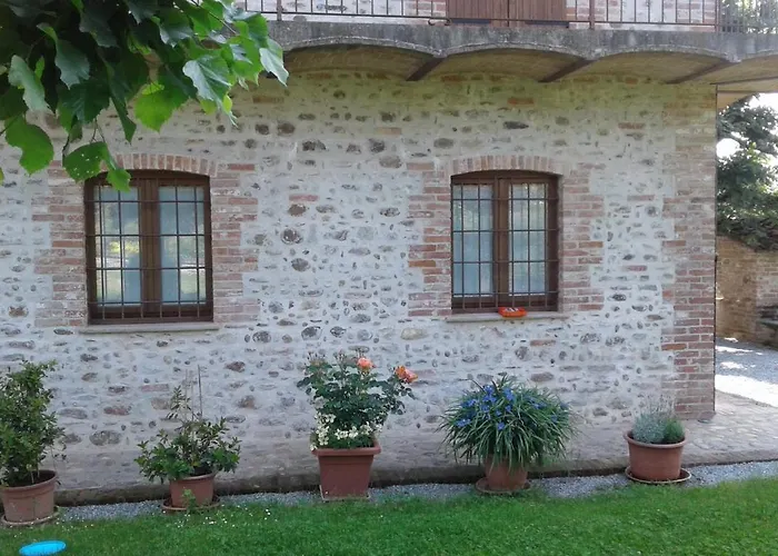 Cascina Stralla
