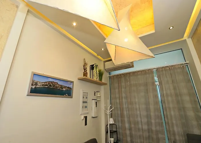 Private Villa: City Center Villa