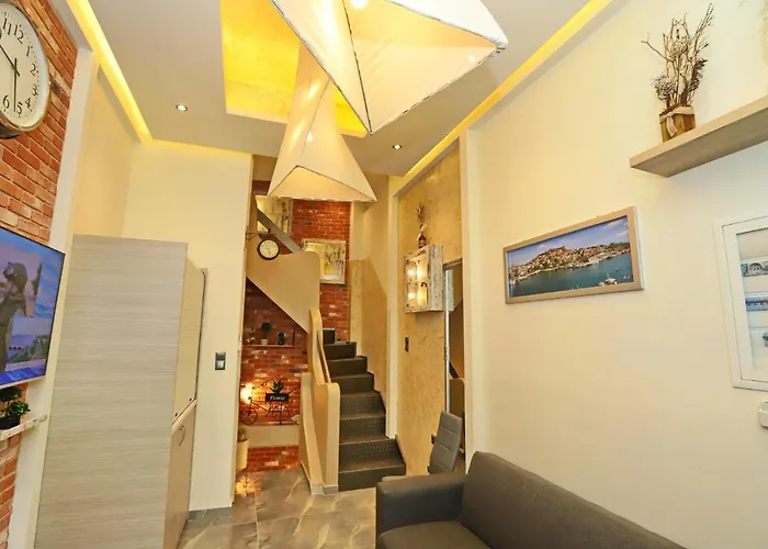 Private Villa: City Center Villa